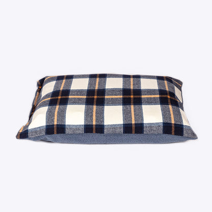Danish Design Bowmore Navy Duvet Dog Bed