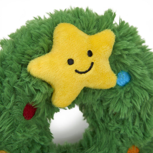 Close-up of Petface Remy Wreath plush material and durable rubber core for dogs