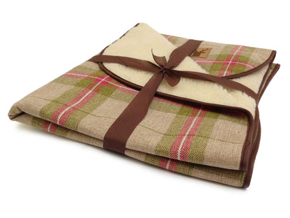 Danish Design Newton Throw